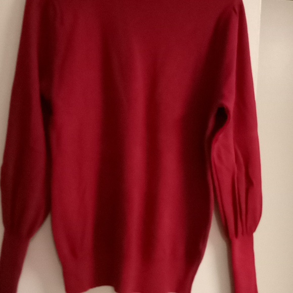 RED. SWEATER - Picture 4 of 4